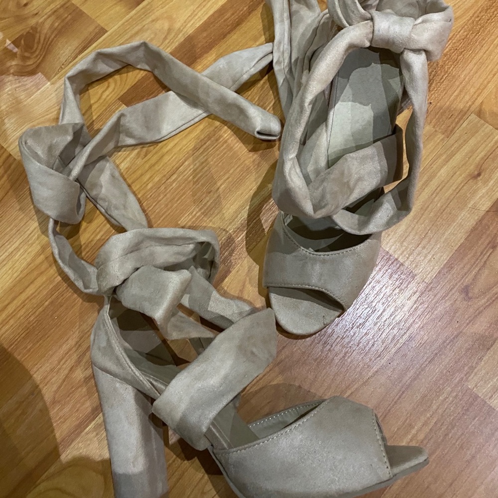 Lace Up Block Heel Sandals